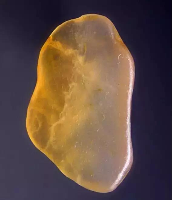 仪征翡翠原石吧,种嫩翡翠原石-第3张图片-翡翠网 仪征翡翠原石吧,种嫩翡翠原石-第3张图片-翡翠网