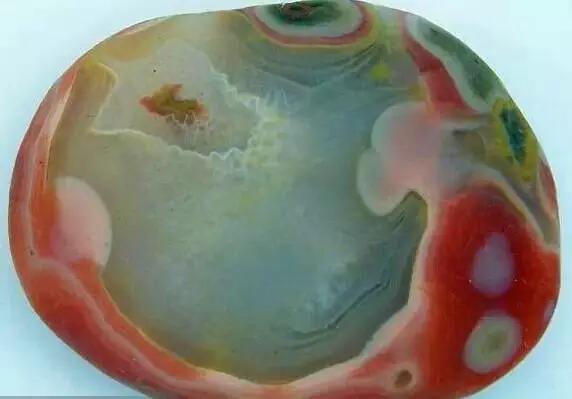 仪征翡翠原石吧,种嫩翡翠原石-第8张图片-翡翠网 仪征翡翠原石吧,种嫩翡翠原石-第8张图片-翡翠网