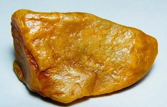 仪征翡翠原石吧,种嫩翡翠原石-第17张图片-翡翠网 仪征翡翠原石吧,种嫩翡翠原石-第17张图片-翡翠网