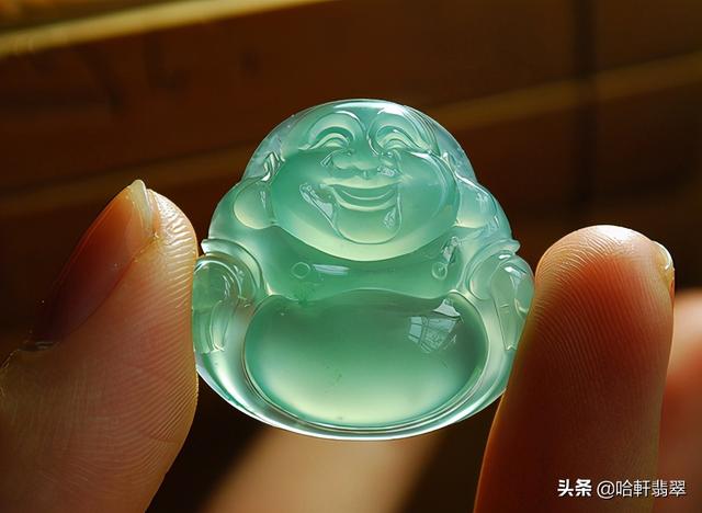 龙石种翡翠原石的简单介绍-第5张图片-翡翠网 龙石种翡翠原石的简单介绍-第5张图片-翡翠网