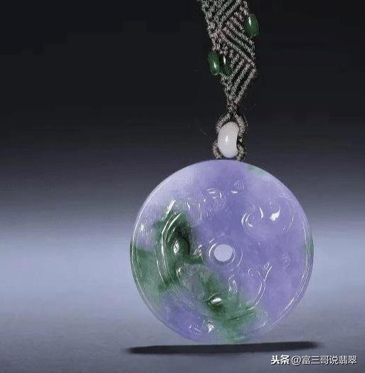 碧玺和翡翠手镯能同时戴吗玉镯和碧玺能一起戴左手吗-第10张图片-翡翠网 碧玺和翡翠手镯能同时戴吗玉镯和碧玺能一起戴左手吗-第10张图片-翡翠网