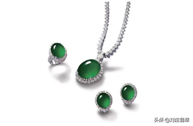 顶级翡翠图片及价格表翡翠b货在灯光下的图片-第6张图片-翡翠网 顶级翡翠图片及价格表翡翠b货在灯光下的图片-第6张图片-翡翠网