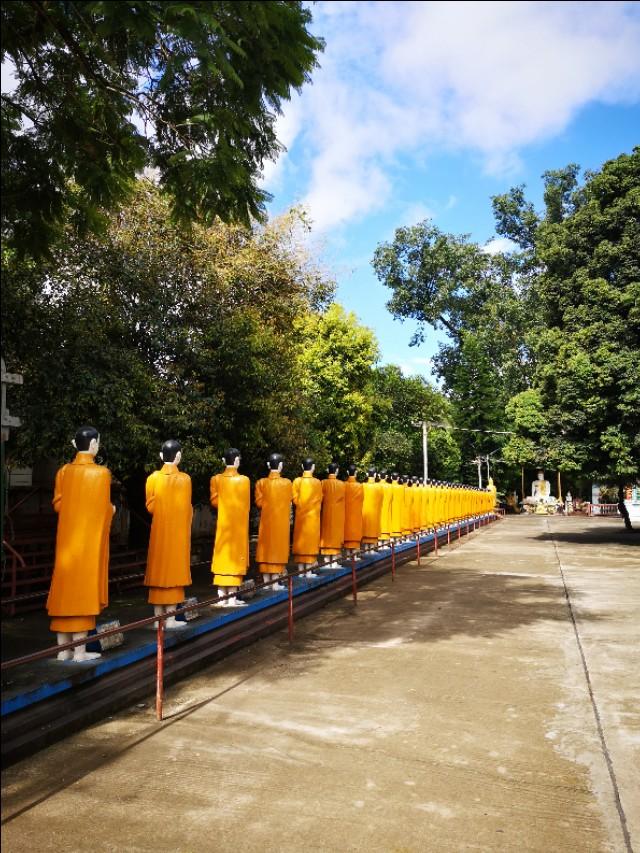 木姐翡翠原石图片的简单介绍-第11张图片-翡翠网 木姐翡翠原石图片的简单介绍-第11张图片-翡翠网