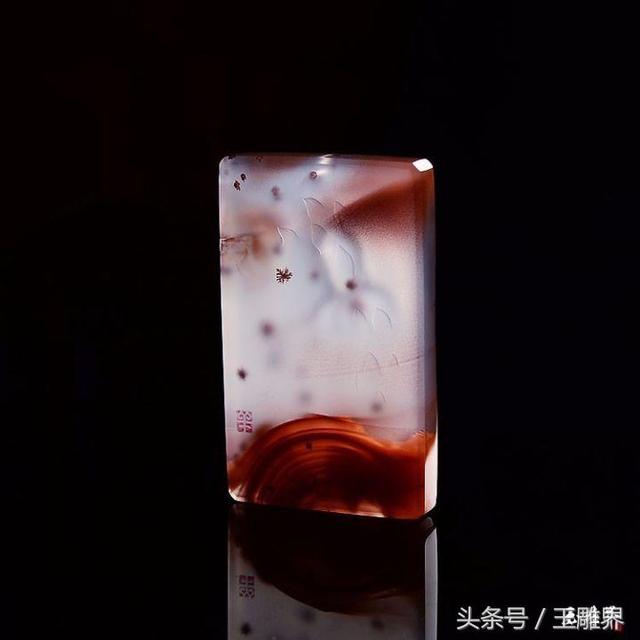 关于南红翡翠价格高吗的信息-第12张图片-翡翠网 关于南红翡翠价格高吗的信息-第12张图片-翡翠网