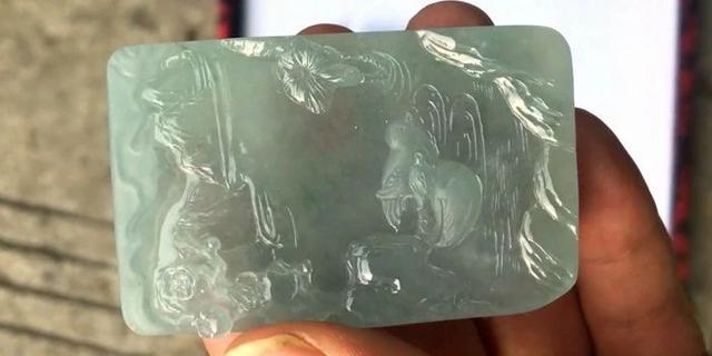 糯冰翡翠原石切开图片,翡翠原石冰糯图片-第14张图片-翡翠网 糯冰翡翠原石切开图片,翡翠原石冰糯图片-第14张图片-翡翠网