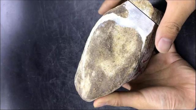 翡翠冰糯价格,糯冰翡翠有收藏价值吗-第7张图片-翡翠网 翡翠冰糯价格,糯冰翡翠有收藏价值吗-第7张图片-翡翠网