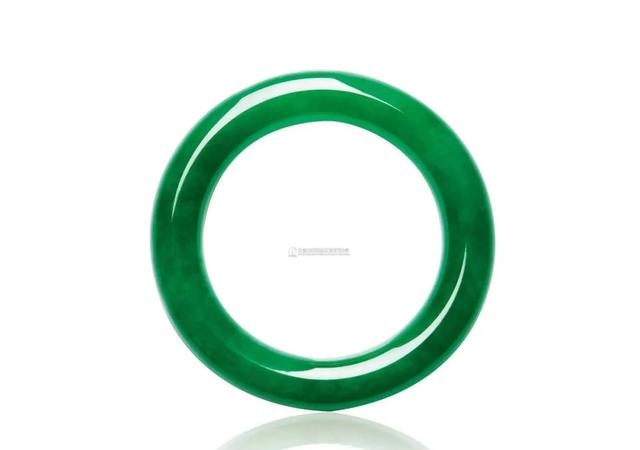 关于翡翠手镯走势图的信息-第11张图片-翡翠网 关于翡翠手镯走势图的信息-第11张图片-翡翠网