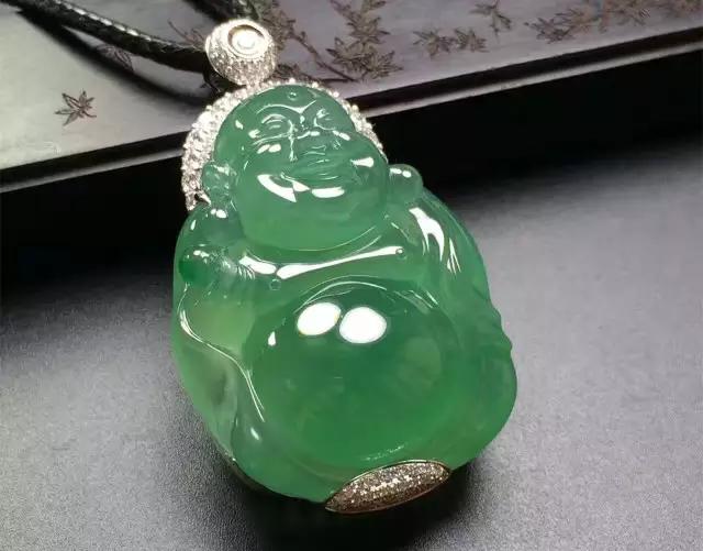 云南翡翠专业知识大全最新翡翠颈链镶嵌图片-第8张图片-翡翠网 云南翡翠专业知识大全最新翡翠颈链镶嵌图片-第8张图片-翡翠网