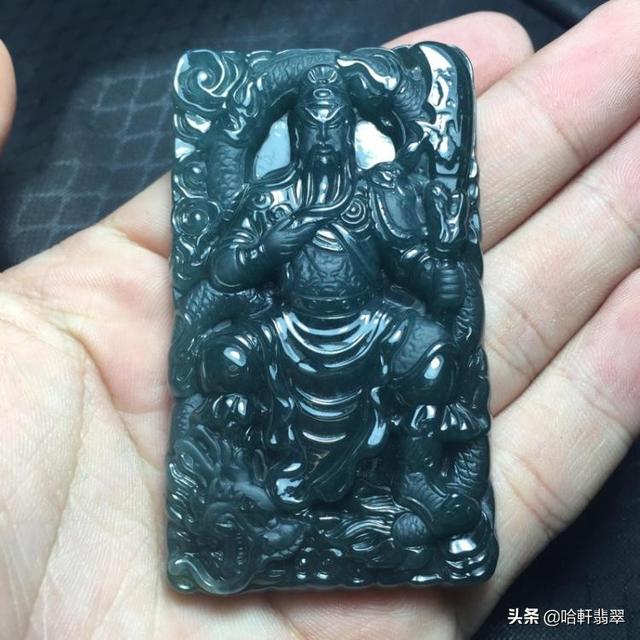 油青蓝水翡翠原石特点,后江翡翠原石特点-第7张图片-翡翠网