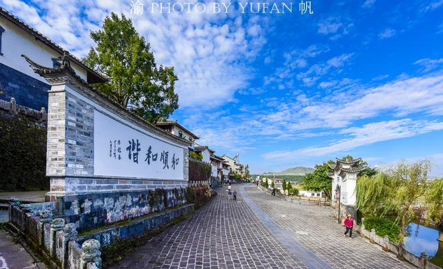 大理最便宜的翡翠手镯的简单介绍-第1张图片-翡翠网 大理最便宜的翡翠手镯的简单介绍-第1张图片-翡翠网