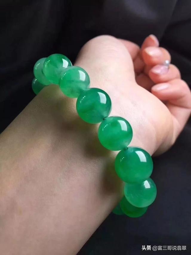 翡翠串珠项链价格的简单介绍-第9张图片-翡翠网 翡翠串珠项链价格的简单介绍-第9张图片-翡翠网