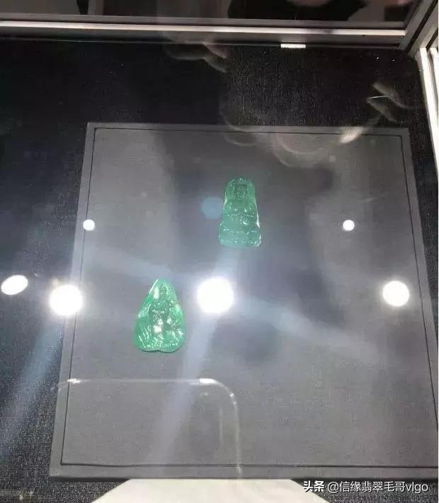 各种飘花翡翠手镯的价格的简单介绍-第6张图片-翡翠网 各种飘花翡翠手镯的价格的简单介绍-第6张图片-翡翠网