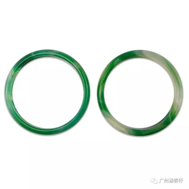 冰种飘花翡翠手镯图片碧玉冰种飘花翡翠手镯价格-第2张图片-翡翠网 冰种飘花翡翠手镯图片碧玉冰种飘花翡翠手镯价格-第2张图片-翡翠网