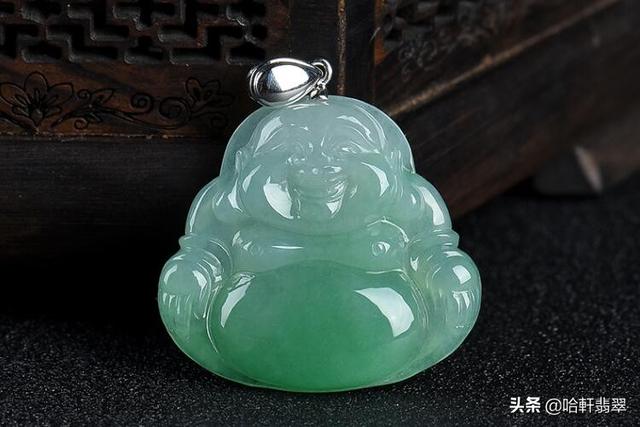 翡翠手镯种水是什么意思翡翠的种和水什么意思-第4张图片-翡翠网 翡翠手镯种水是什么意思翡翠的种和水什么意思-第4张图片-翡翠网