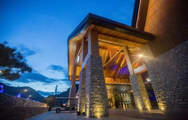 玉石翡翠原石,凯里翡翠的原石-第2张图片-翡翠网 玉石翡翠原石,凯里翡翠的原石-第2张图片-翡翠网