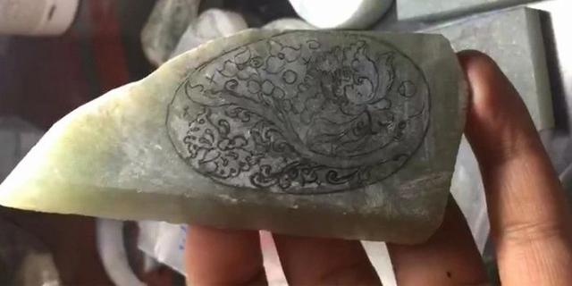 翡翠原石怎么辨别,翡翠原石的生活日记-第6张图片-翡翠网 翡翠原石怎么辨别,翡翠原石的生活日记-第6张图片-翡翠网