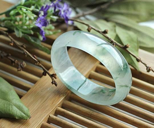 包含买的翡翠手镯不剔透的词条-第1张图片-翡翠网 包含买的翡翠手镯不剔透的词条-第1张图片-翡翠网