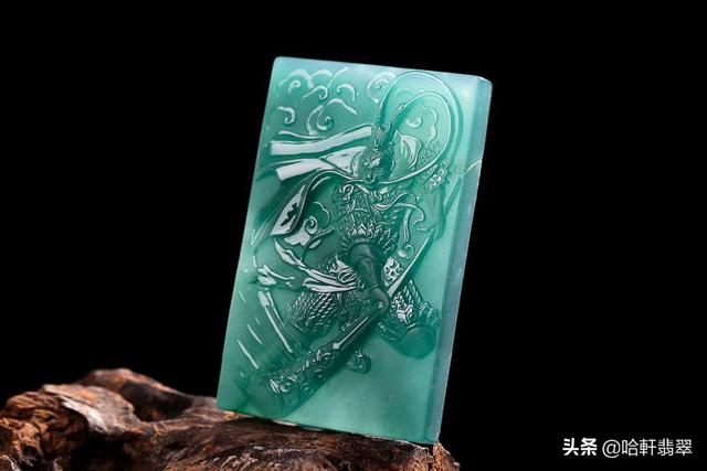 蓝水翡翠值钱吗,蓝水翡翠的价格表-第6张图片-翡翠网 蓝水翡翠值钱吗,蓝水翡翠的价格表-第6张图片-翡翠网