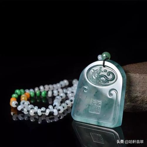 蓝水翡翠值钱吗,蓝水翡翠的价格表-第8张图片-翡翠网 蓝水翡翠值钱吗,蓝水翡翠的价格表-第8张图片-翡翠网