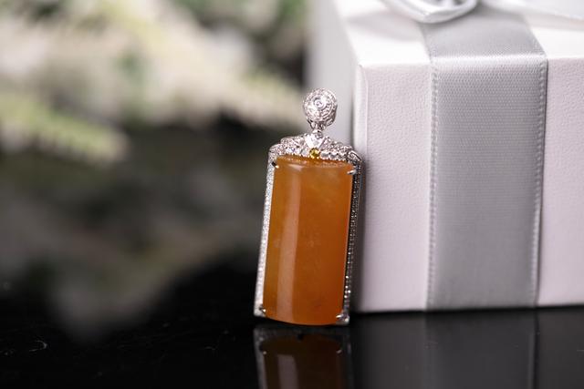 包含烧红翡翠价格的词条-第3张图片-翡翠网 包含烧红翡翠价格的词条-第3张图片-翡翠网