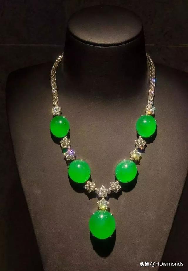 五万块翡翠手镯,通灵翡翠手镯五万买的-第5张图片-翡翠网 五万块翡翠手镯,通灵翡翠手镯五万买的-第5张图片-翡翠网