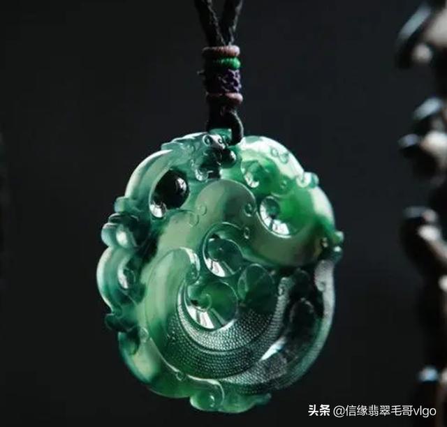 翡翠知识详解翡翠知识及介绍-第5张图片-翡翠网 翡翠知识详解翡翠知识及介绍-第5张图片-翡翠网