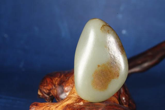 翡翠原石哪里多和田有翡翠原石吗-第1张图片-翡翠网 翡翠原石哪里多和田有翡翠原石吗-第1张图片-翡翠网