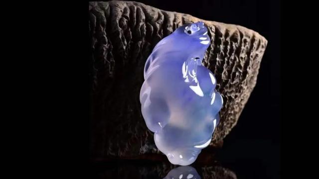 翡翠知识入门视频教程,翡翠玉器基础知识-第18张图片-翡翠网 翡翠知识入门视频教程,翡翠玉器基础知识-第18张图片-翡翠网