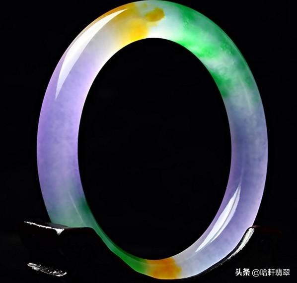 三色翡翠图片,白冰翡翠属于什么档次-第9张图片-翡翠网 三色翡翠图片,白冰翡翠属于什么档次-第9张图片-翡翠网