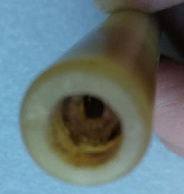 翡翠烟袋嘴价格清朝烟嘴的鉴定与价格-第1张图片-翡翠网 翡翠烟袋嘴价格清朝烟嘴的鉴定与价格-第1张图片-翡翠网