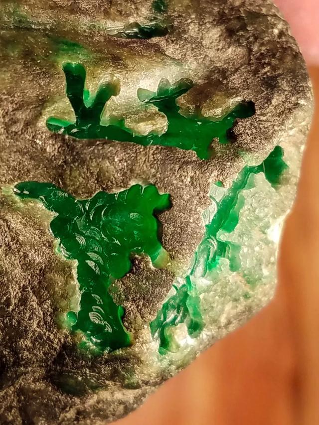 包含100克满阳绿翡翠原石的词条-第2张图片-翡翠网 包含100克满阳绿翡翠原石的词条-第2张图片-翡翠网