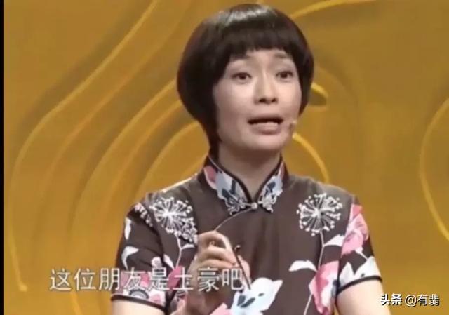 翡翠手镯有点黄,兰花翡翠手镯的价格-第3张图片-翡翠网 翡翠手镯有点黄,兰花翡翠手镯的价格-第3张图片-翡翠网