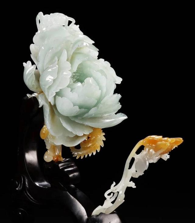 和田玉和翠玉哪一个贵,相同价格的和田玉和翡翠哪个贵-第13张图片-翡翠网 和田玉和翠玉哪一个贵,相同价格的和田玉和翡翠哪个贵-第13张图片-翡翠网