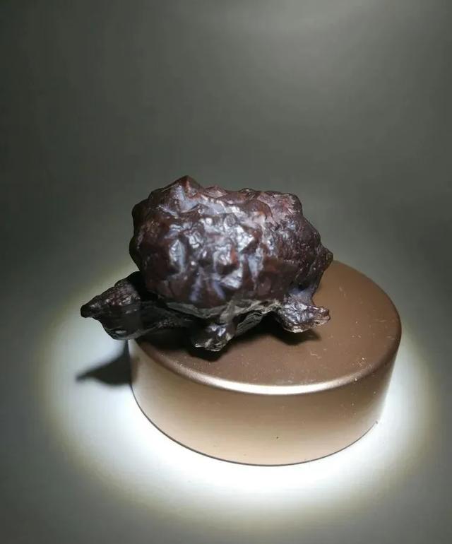 郴州翡翠原石毛料知识翡翠原石哪里买-第27张图片-翡翠网 郴州翡翠原石毛料知识翡翠原石哪里买-第27张图片-翡翠网