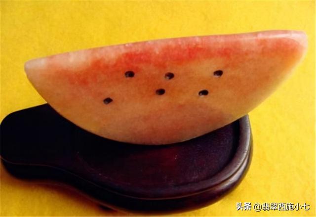 翡翠福绿寿手镯,福禄寿三色翡翠手镯-第8张图片-翡翠网 翡翠福绿寿手镯,福禄寿三色翡翠手镯-第8张图片-翡翠网