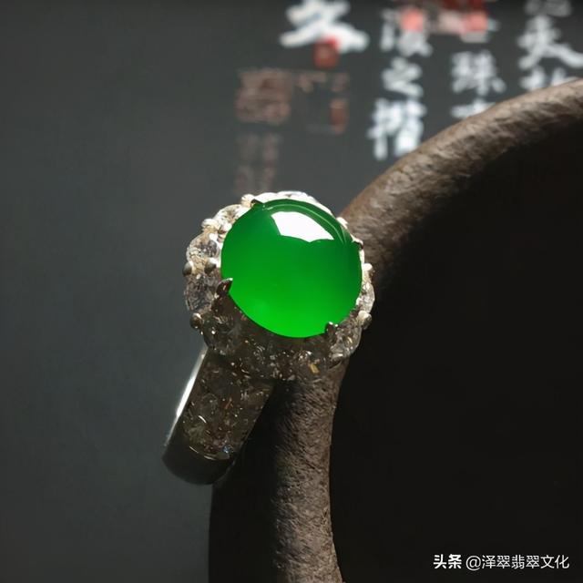 糯种阳绿翡翠手镯价格,满绿翡翠手镯价格图片-第2张图片-翡翠网 糯种阳绿翡翠手镯价格,满绿翡翠手镯价格图片-第2张图片-翡翠网