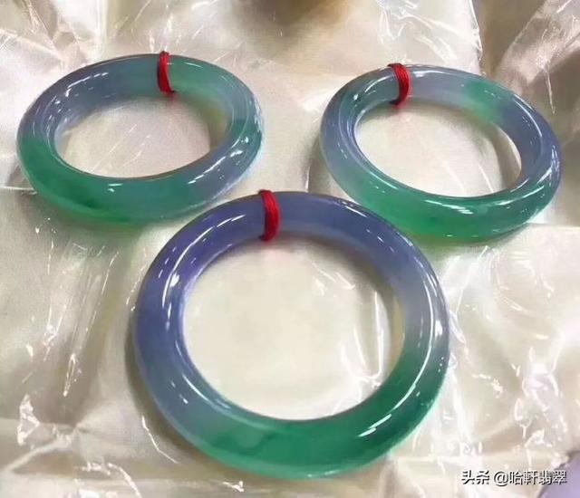 翡翠碎石多少钱,高货翡翠原石-第8张图片-翡翠网 翡翠碎石多少钱,高货翡翠原石-第8张图片-翡翠网