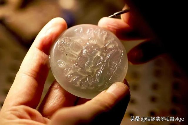 包含翡翠手镯芯儿多少钱一个的词条-第3张图片-翡翠网 包含翡翠手镯芯儿多少钱一个的词条-第3张图片-翡翠网