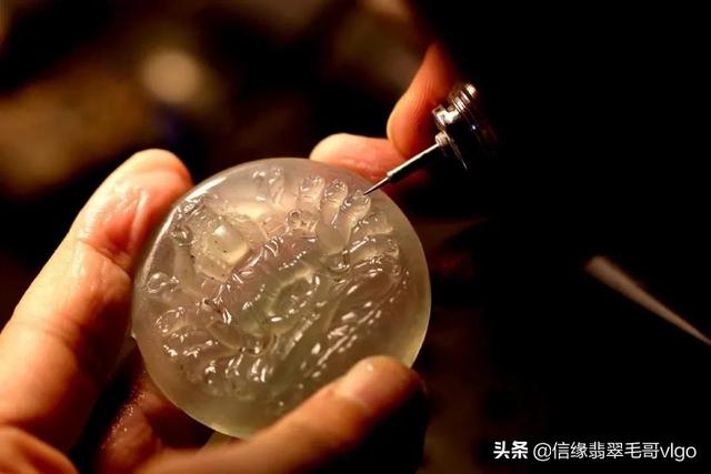 包含翡翠手镯芯儿多少钱一个的词条-第4张图片-翡翠网 包含翡翠手镯芯儿多少钱一个的词条-第4张图片-翡翠网