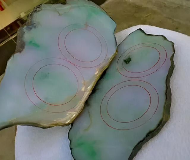 唐代翡翠原石手镯的简单介绍-第2张图片-翡翠网 唐代翡翠原石手镯的简单介绍-第2张图片-翡翠网