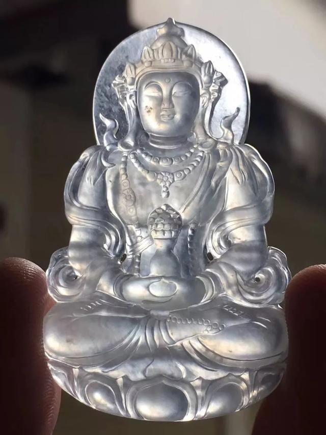 吉林翡翠知识入门,糯种翡翠好吗-第18张图片-翡翠网 吉林翡翠知识入门,糯种翡翠好吗-第18张图片-翡翠网