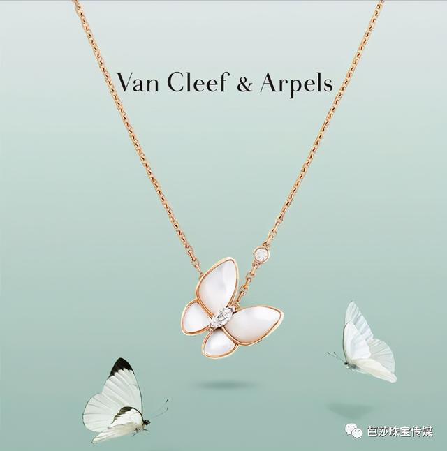 翡翠手镯带哪个手,手镯翡翠雕刻虫子-第9张图片-翡翠网 翡翠手镯带哪个手,手镯翡翠雕刻虫子-第9张图片-翡翠网