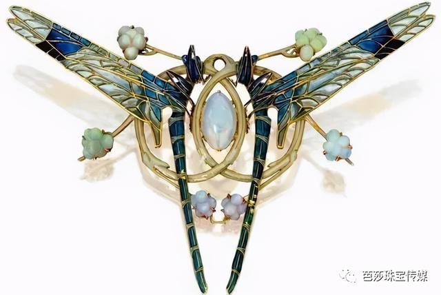 翡翠手镯带哪个手,手镯翡翠雕刻虫子-第36张图片-翡翠网 翡翠手镯带哪个手,手镯翡翠雕刻虫子-第36张图片-翡翠网