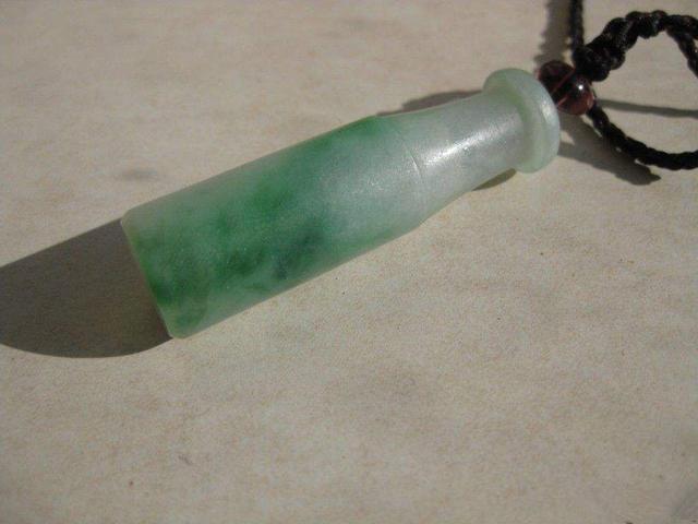 翡翠手镯橘皮效应的简单介绍-第4张图片-翡翠网 翡翠手镯橘皮效应的简单介绍-第4张图片-翡翠网