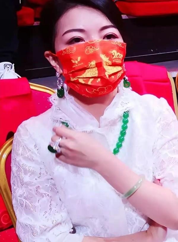 2009春晚翡翠知识罗胖知识春晚-第1张图片-翡翠网 2009春晚翡翠知识罗胖知识春晚-第1张图片-翡翠网