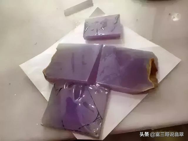 紫罗兰翡翠手镯价格及图片天价紫罗兰翡翠手镯-第7张图片-翡翠网 紫罗兰翡翠手镯价格及图片天价紫罗兰翡翠手镯-第7张图片-翡翠网