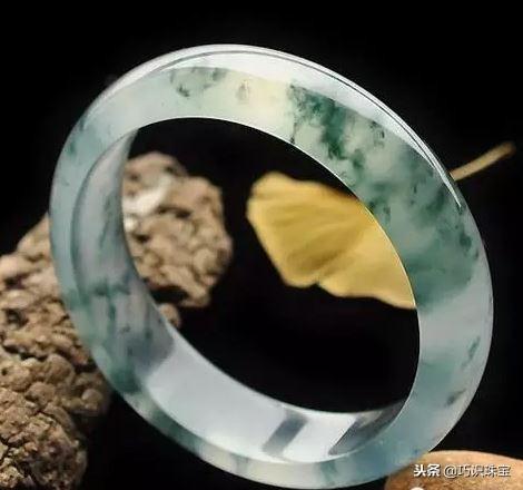 关于翡翠原石上棉线的信息-第10张图片-翡翠网 关于翡翠原石上棉线的信息-第10张图片-翡翠网