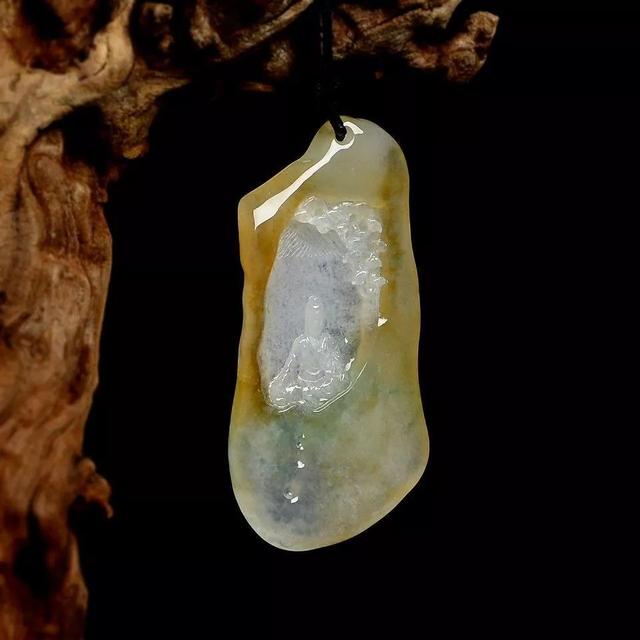 形容翡翠美的文章,关于翡翠知识的文章-第10张图片-翡翠网 形容翡翠美的文章,关于翡翠知识的文章-第10张图片-翡翠网