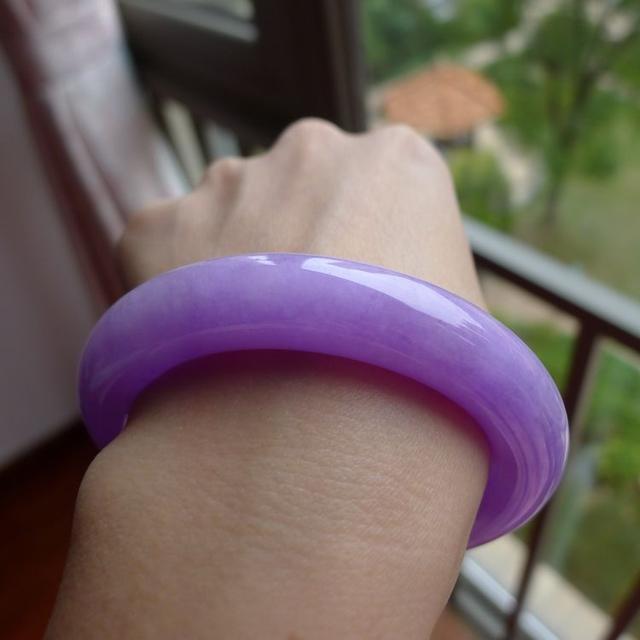 黄皮翡翠原石一般出什么料紫黄翡翠原石价格-第9张图片-翡翠网 黄皮翡翠原石一般出什么料紫黄翡翠原石价格-第9张图片-翡翠网