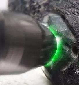 黄皮翡翠原石一般出什么料紫黄翡翠原石价格-第11张图片-翡翠网 黄皮翡翠原石一般出什么料紫黄翡翠原石价格-第11张图片-翡翠网